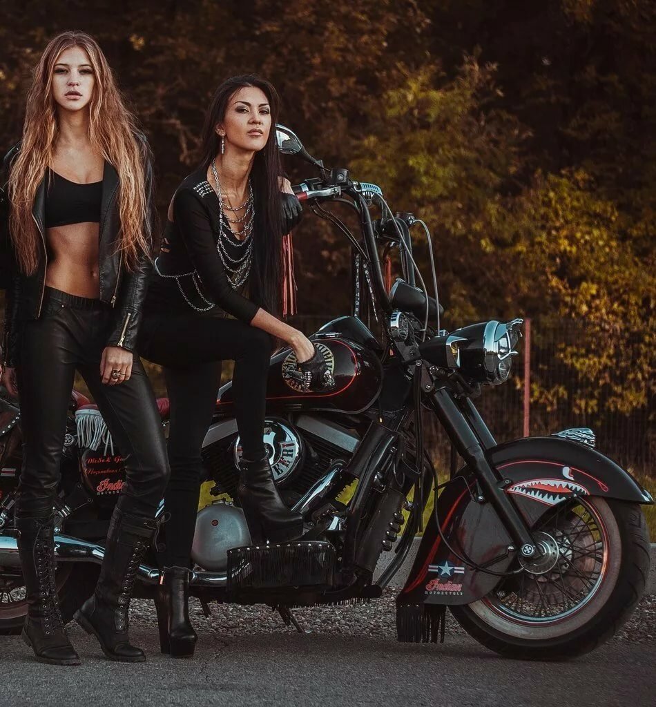 Beautiful girls and bikes in Joinville