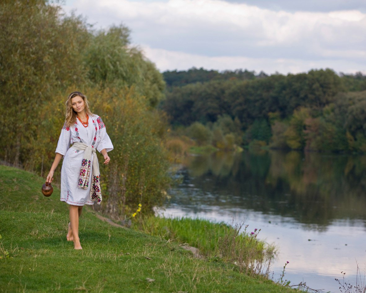 Nude girl Slavic women in Joinville