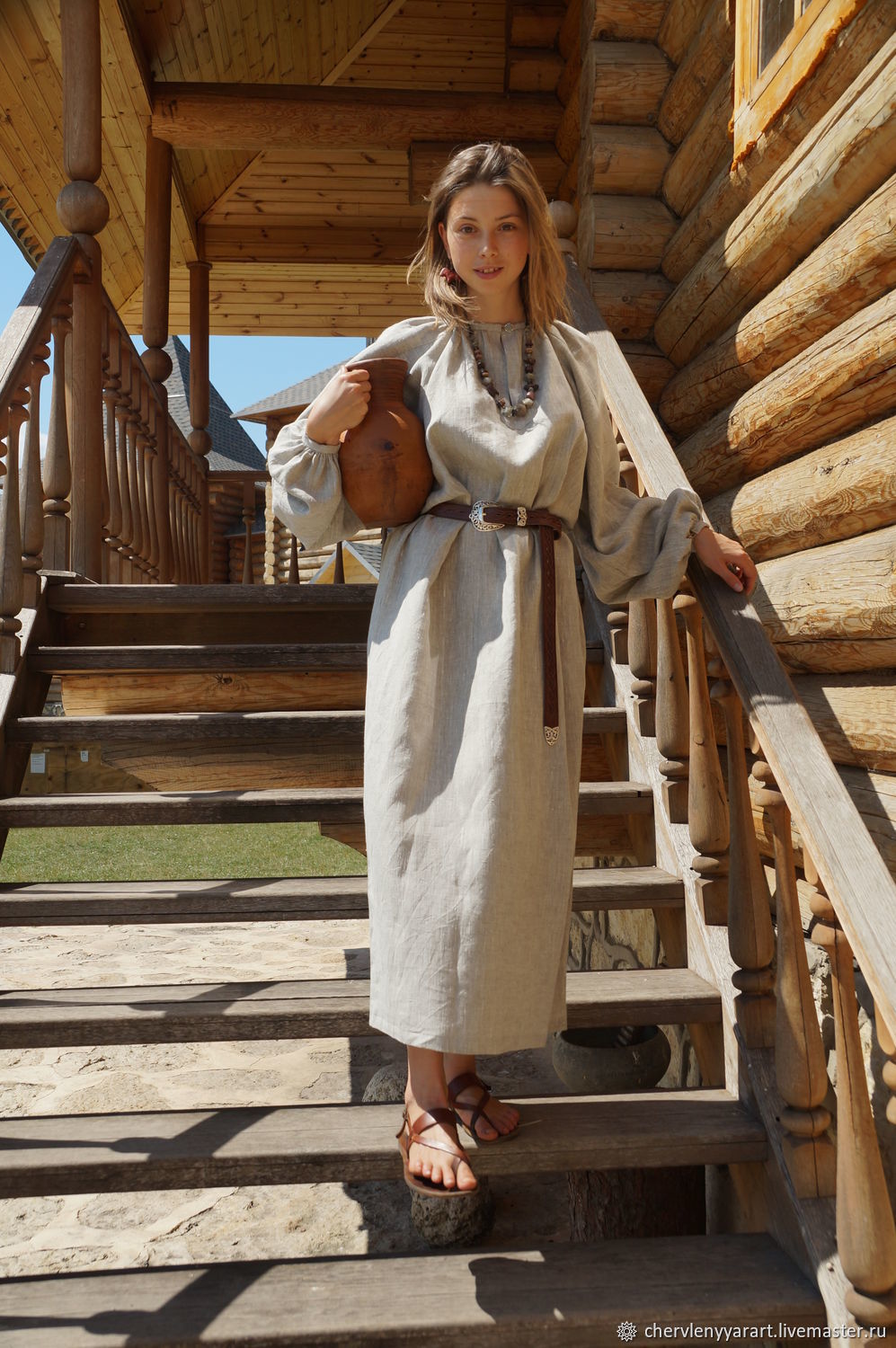 Girls in Slavic costumes in Joinville