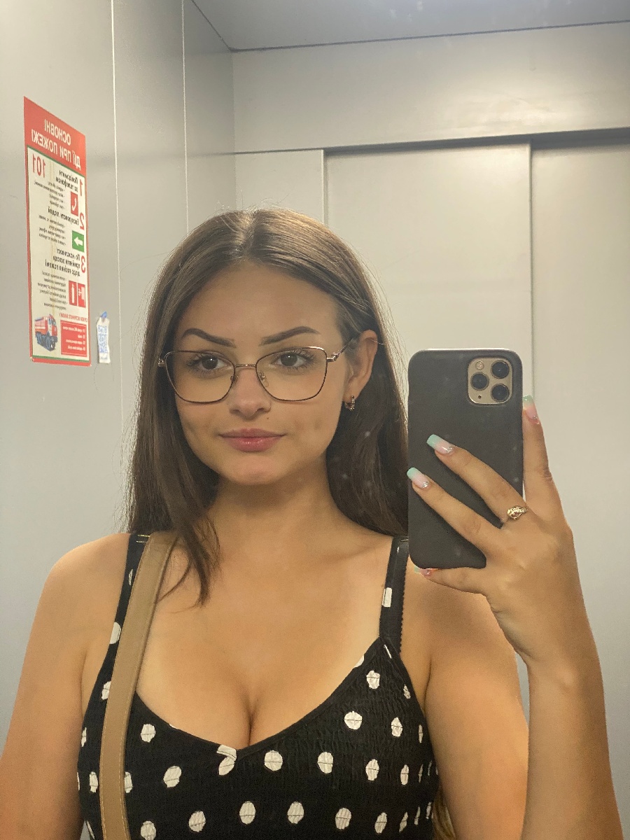 Sexy model Stacy in Joinville